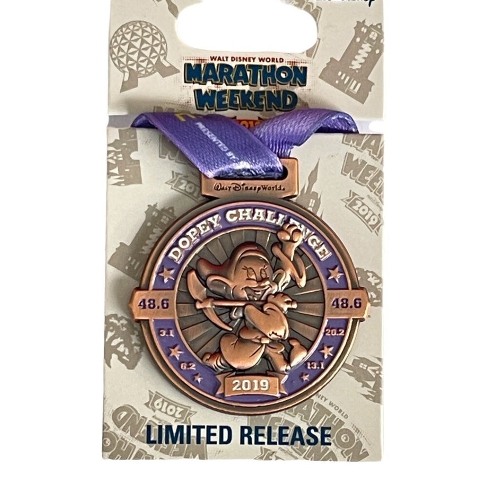 Walt Disney World 2019 Marathon Weekend Dopey Challenge 48.6 Miles Medal Pin
